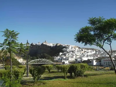 a view of a city with a mountain at Sunny Home pool & Garden in Arcos de la Frontera in Arcos de la Frontera