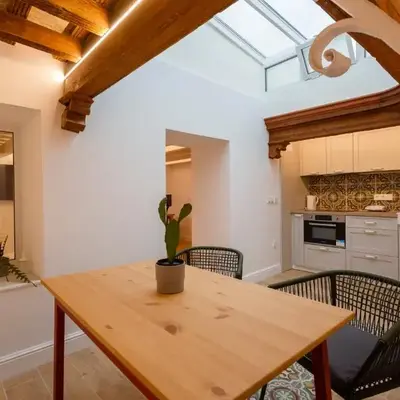 Estudio Amor BRUJO by Cadiz4Rentals