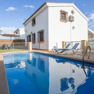 EntreCalas 3 chalet piscina privada Conil