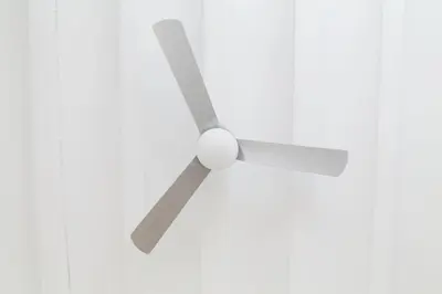a ceiling fan sitting on top of a ceiling at Tanguillo by Gades Gestión in Cádiz