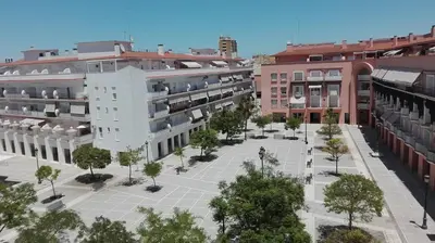 an overhead view of a courtyard of a building at Atico con terraza en centro-playa in Sanlúcar de Barrameda