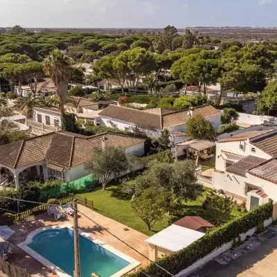 Lovely Home In Chiclana De La Fronter