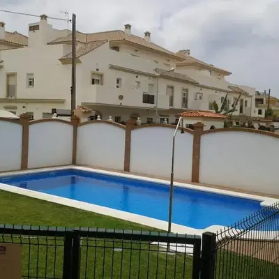 Piscina y garaje a 300 m de playa OJO VER CORREO NO DESEADO SI NO LLEGA RESPUESTA