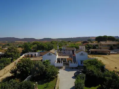 an aerial view of a large white house at El Fogón del Duende in Arcos de la Frontera