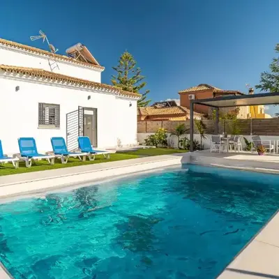Gorgeous Home In Chiclana De La Fronter