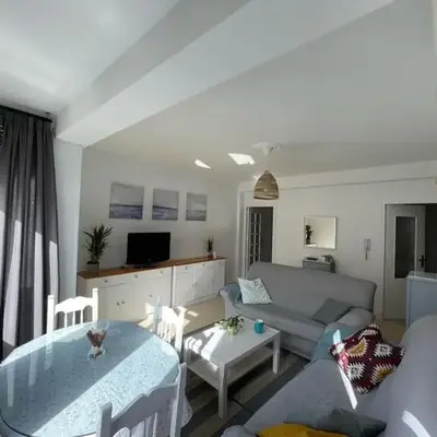 Apartamento ZIUREV IV