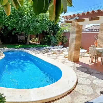 Villa con piscina