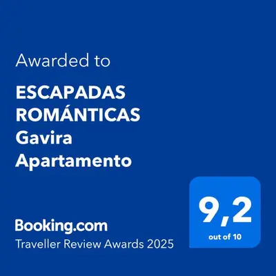 a screenshot of a cell phone with the text expanded to esagogias roman at ESCAPADAS ROMÁNTICAS Gavira Apartamento in Rota