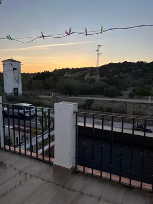 a balcony with a fence and a view of a road at Apartamento de Encanto in San Fernando