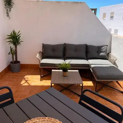 Ático con terraza - 2 minutos de la playa