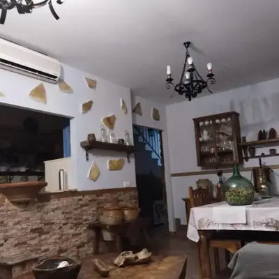 Bienvenidos Villa Roki Para información seis3tres 0nueve 0nueve veinte