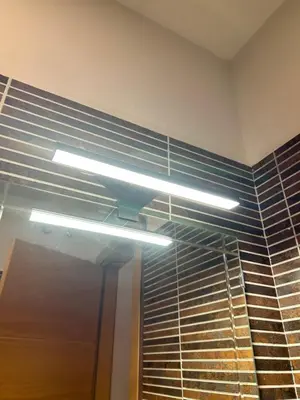 a room with a window with blinds at Estudio Casa Palacio 2Pax wifi gratis in Sanlúcar de Barrameda