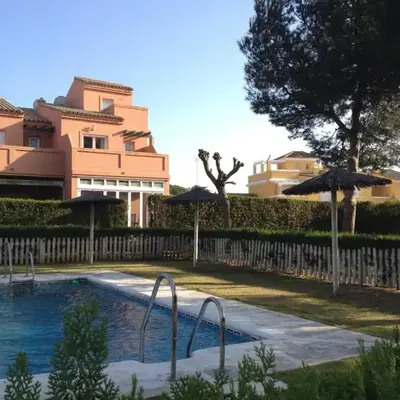 Cerca del Mar
