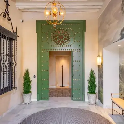 Aladro Apartamentos by Valcambre