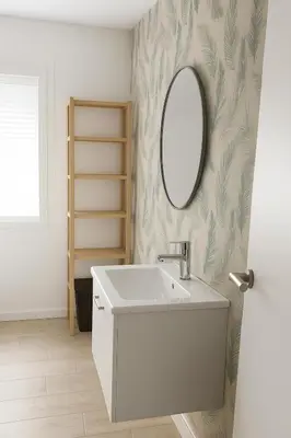 a bathroom with a sink and a mirror at La Joya de Apartamento in Jerez de la Frontera