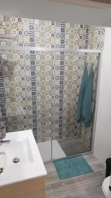 a bathroom with a shower and a sink at Apto G2 SANLUCAR DE BARRAMEDA in Sanlúcar de Barrameda