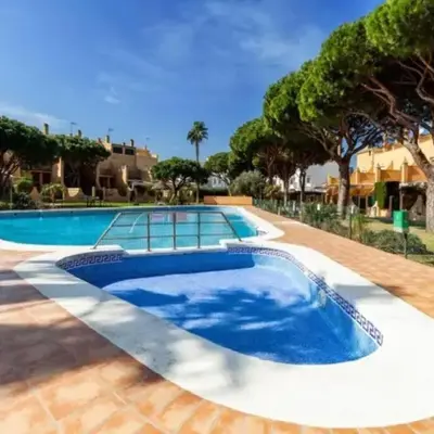 Amplio apart con Wifi y Aire Acondicionado a 500 m de la playa La Barrosa