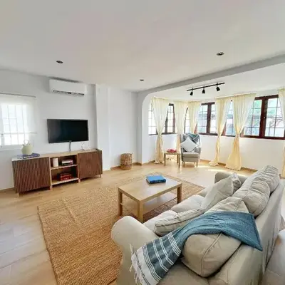 Chalet Vacacional ELIÁ -Piscina Privada