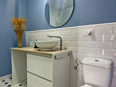 a bathroom with a sink and a toilet at Apartamento Sol Jerez - Ole Solutions in Jerez de la Frontera