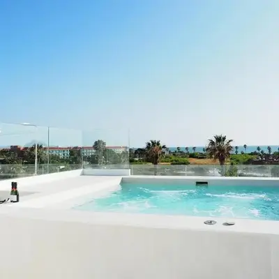 Penthouse duplex with jacuzzi