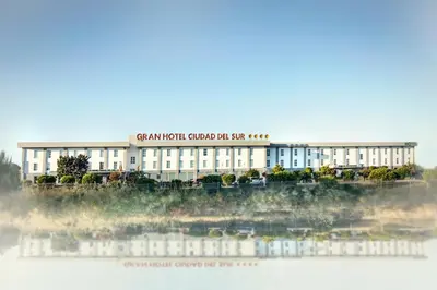 a rendering of the cambridge columbia school building at Gran Hotel Ciudad Del Sur in Puerto Real