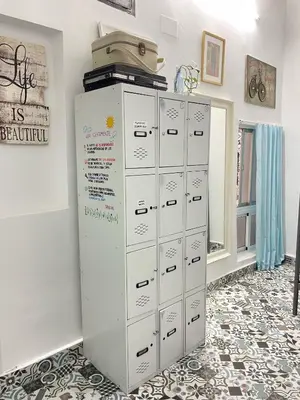 a room with a bunch of drawers and a refrigerator at Rosa de los Vientos in Cádiz