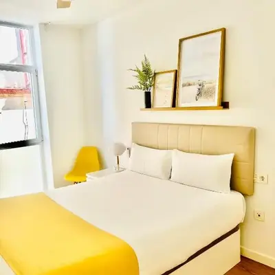 LUMINOSO APARTAMENTO en el centro de Cádiz