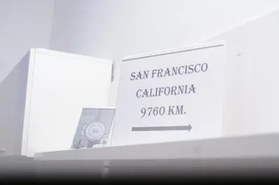 a sign that says san francisco california with a camera at San Francisco's House in Medina Sidonia