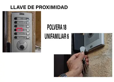 a person holding a spoon in front of a microwave at corazón de jerez edificio de 1861 in Jerez de la Frontera
