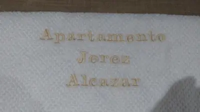 a paper with the words adamlandatiolezlez alaza on it at Apartamento Jerez Centro in Jerez de la Frontera