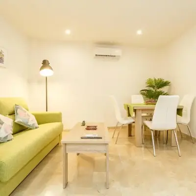 La Sorpresa del GENOVES by Cadiz4Rentals