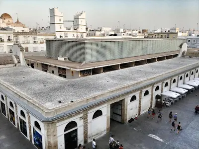 an overhead view of a building with people walking around it at Casa Crespo in Cádiz