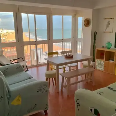 Una ventana al mar