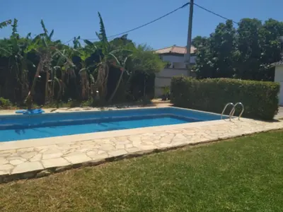 Gallery image of Tranquila Casa de Madera in Chiclana de la Frontera