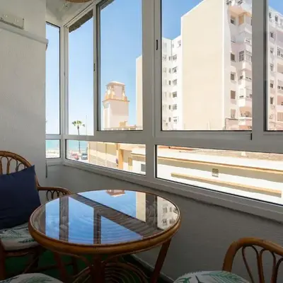 Cádiz Beach & Kids - free parking - sea views