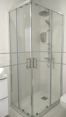 a shower with a glass door in a bathroom at Sherryflat San Agustín in Jerez de la Frontera