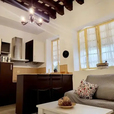 Twins' Home Chancillería