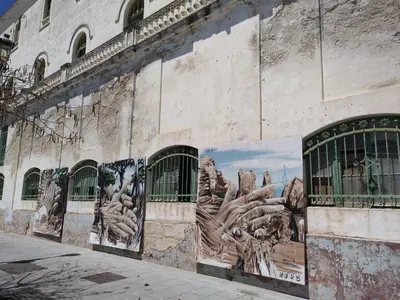 a mural on the side of a building at Corazón del Puerto de Santa María in El Puerto de Santa María
