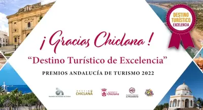 a poster for a christmas curriculum at the university of guatemala at Apartamento Playa La Barrosa in Chiclana de la Frontera