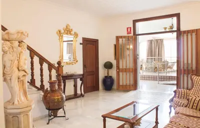 Gallery image of HOTEL GUADALUPE in Chipiona
