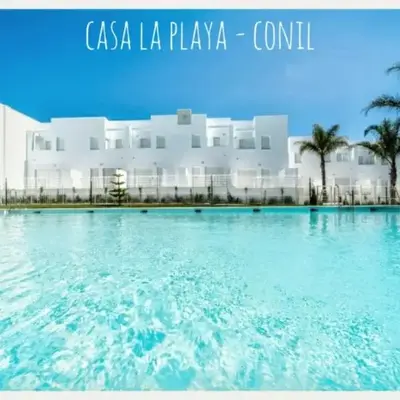 CASA LA PLAYA-CONIL Vacaciones de Lujo en Conil con Todas las Comodidades NETFLIX-HBO-DISNEY-CANALES DE FUTBOL-WIFI ALTA VELOCIDAD-SMART TV 65