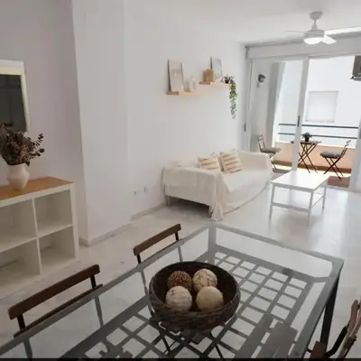 GINVA - Apartamento con terraza en la ribera del río