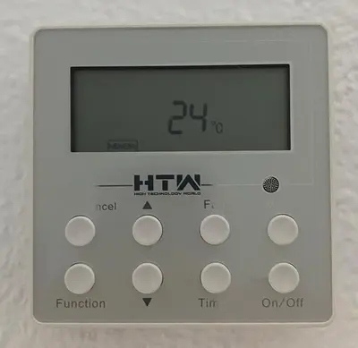 an electronic device with the htkf function at NOVO SANCTI PETRI - CASA CON ENCANTO in Novo Sancti Petri