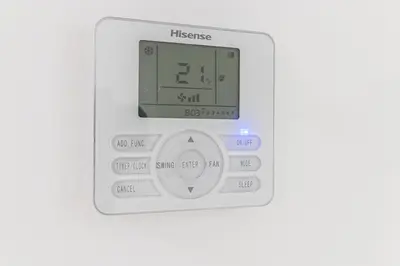 an electronic device with a thermometer on a wall at Allo Apartments Francos I Centro 2 Habitaciones in Jerez de la Frontera