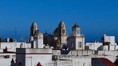 a group of domes on top of a building at APARTAMENTOS MINA4 tipo I in Cádiz