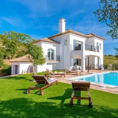 Villa exclusiva con piscina privada