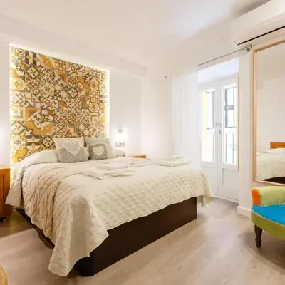 Apartamentos LOTO y LIZ by Cadiz4Rentals