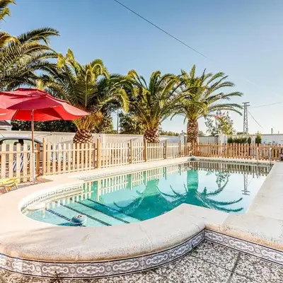 Lovely Home In Chiclana De La Fronter