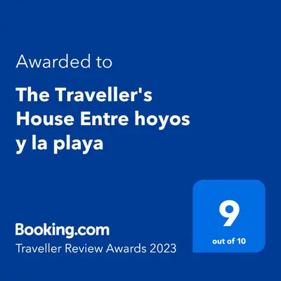 a screenshot of the travellers house entrance hovolis iv la playabase at Entre hoyos y la playa Grupo AC Gestion in Novo Sancti Petri