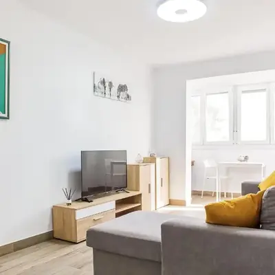 3 Bedroom Amazing Apartment In Cadiz